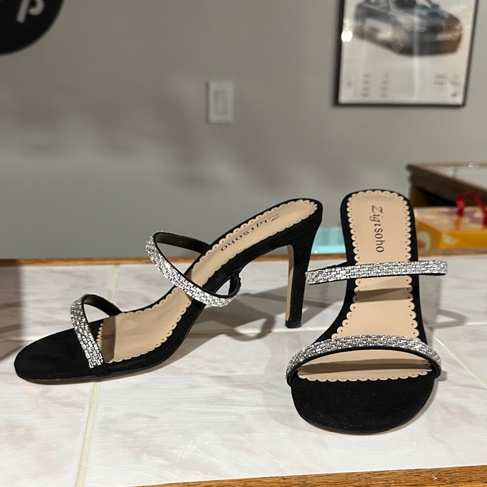 Zigi Soho Black and Silver Strappy Heels (Never Worn)